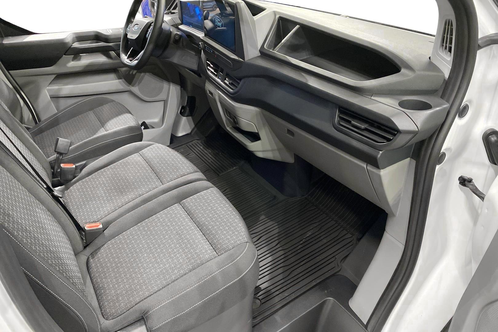 Ford Transit Custom 14