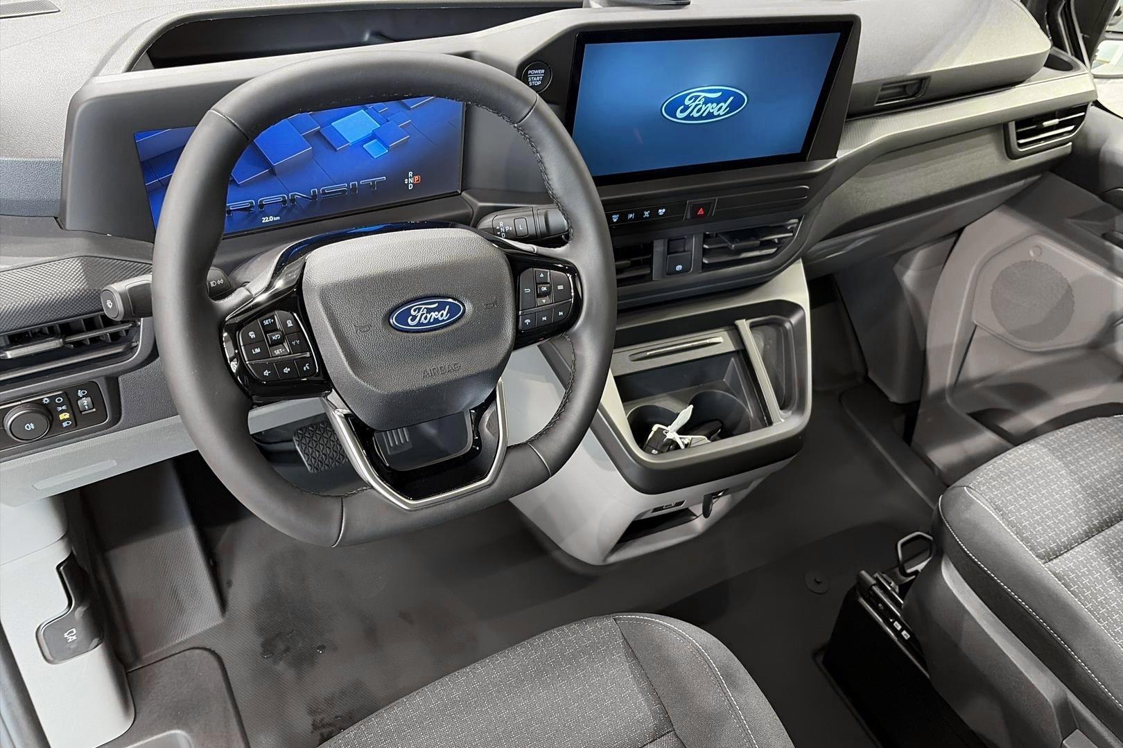 Ford Transit Custom 10