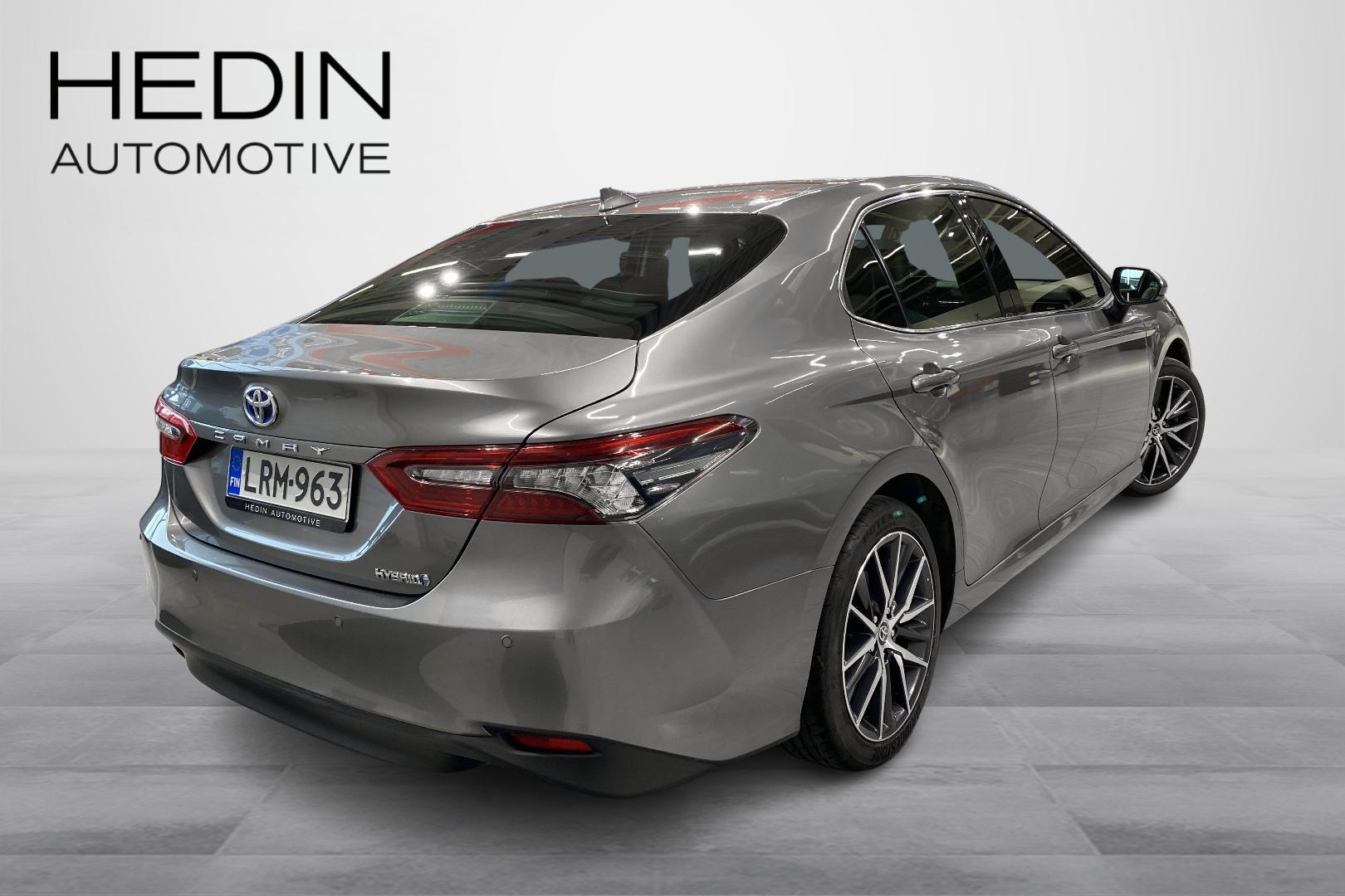 Toyota Camry 2023