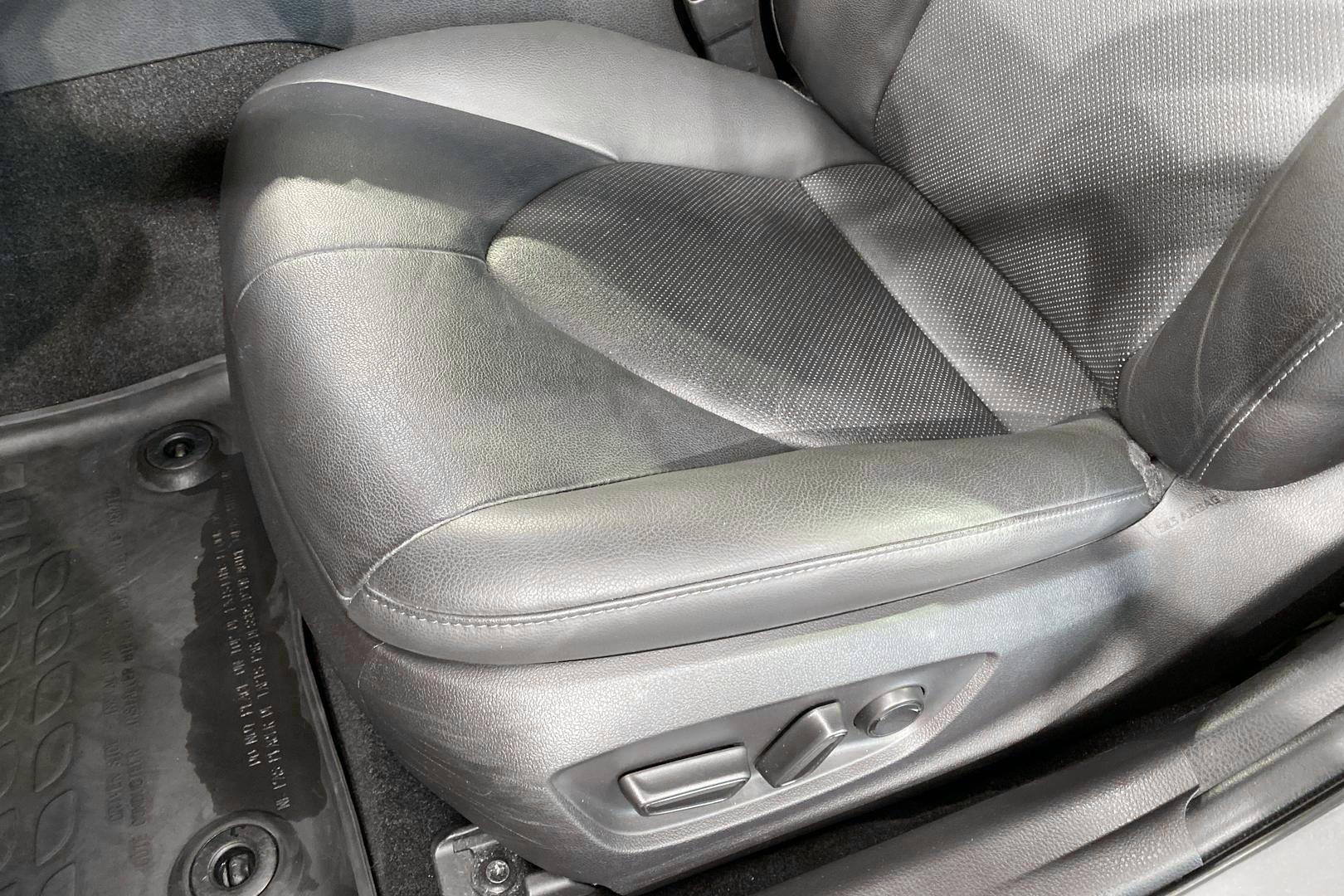 Toyota Camry 2023