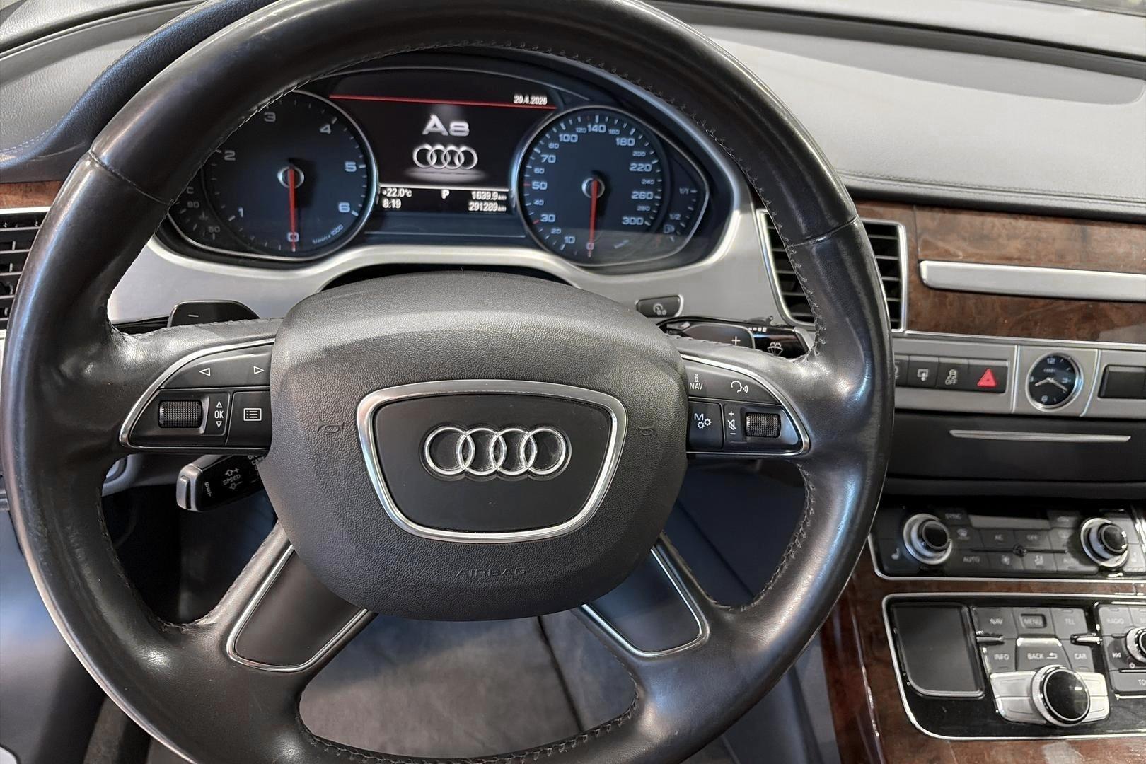 Audi A8 2012
