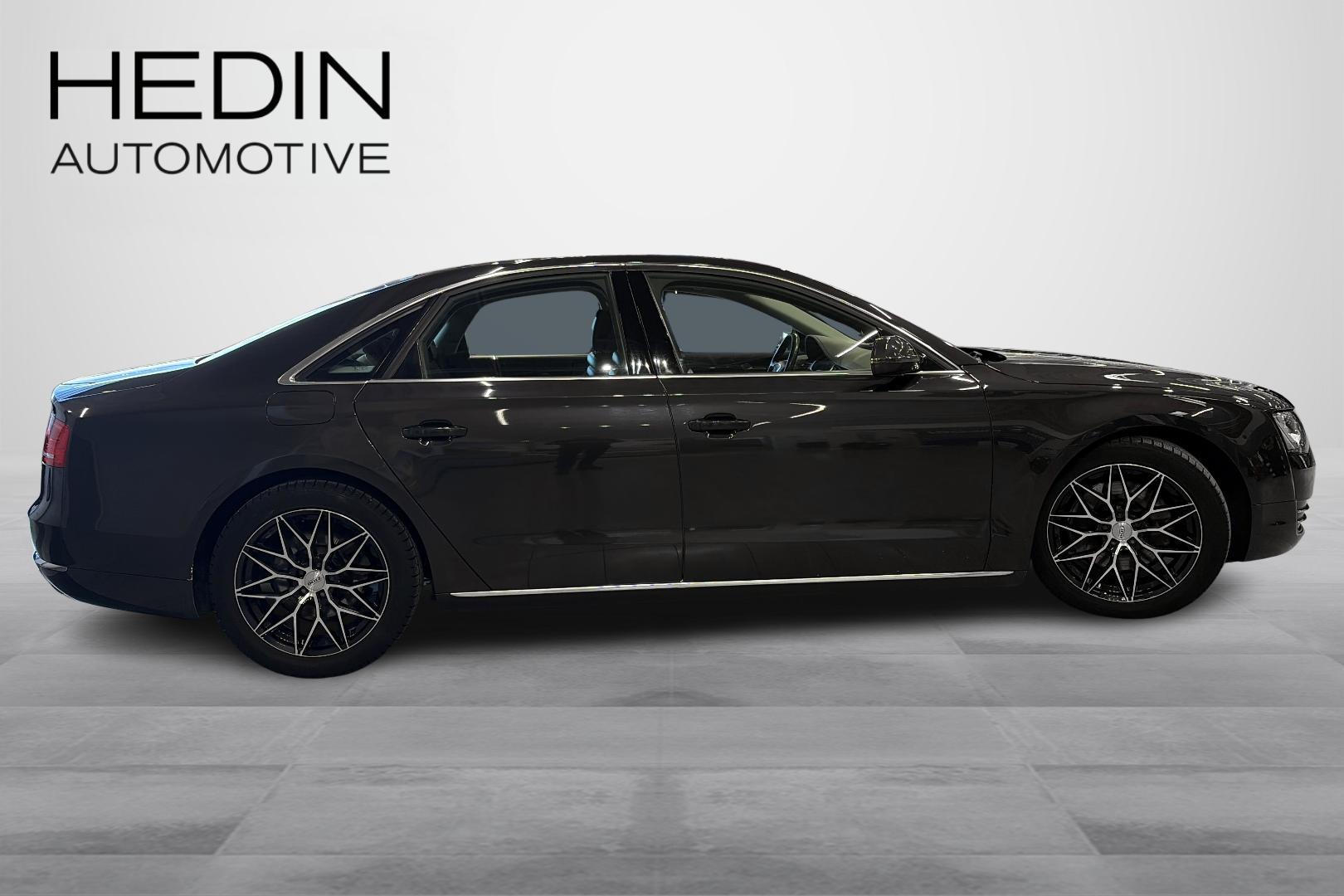 Audi A8 2012