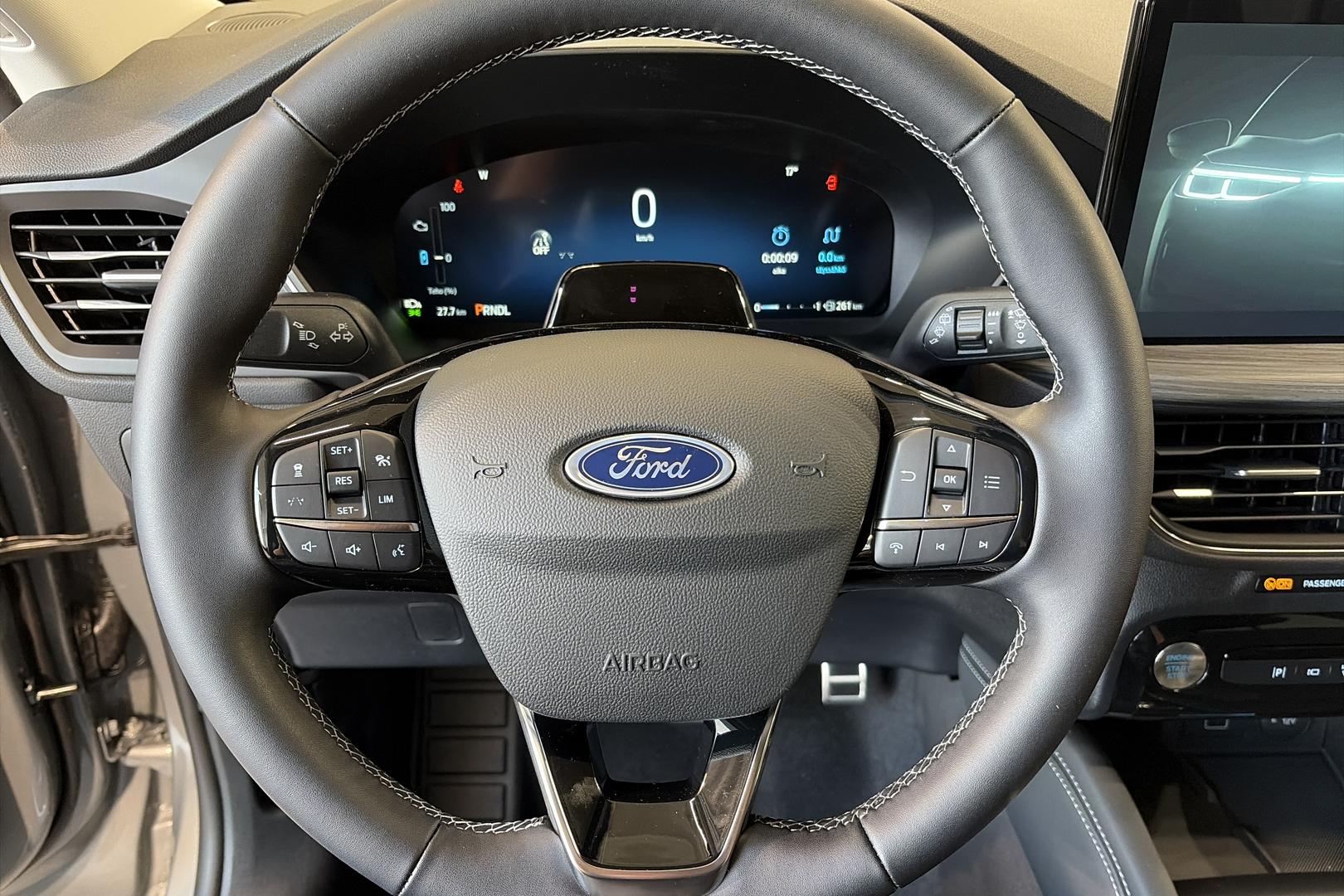 FORD Kuga 2026