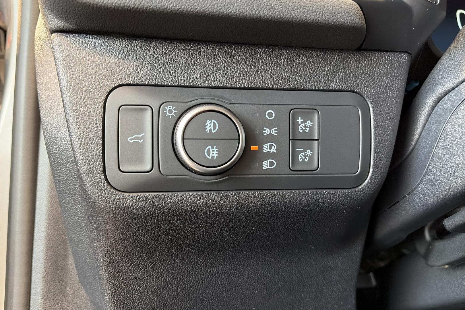 FORD Kuga 2026