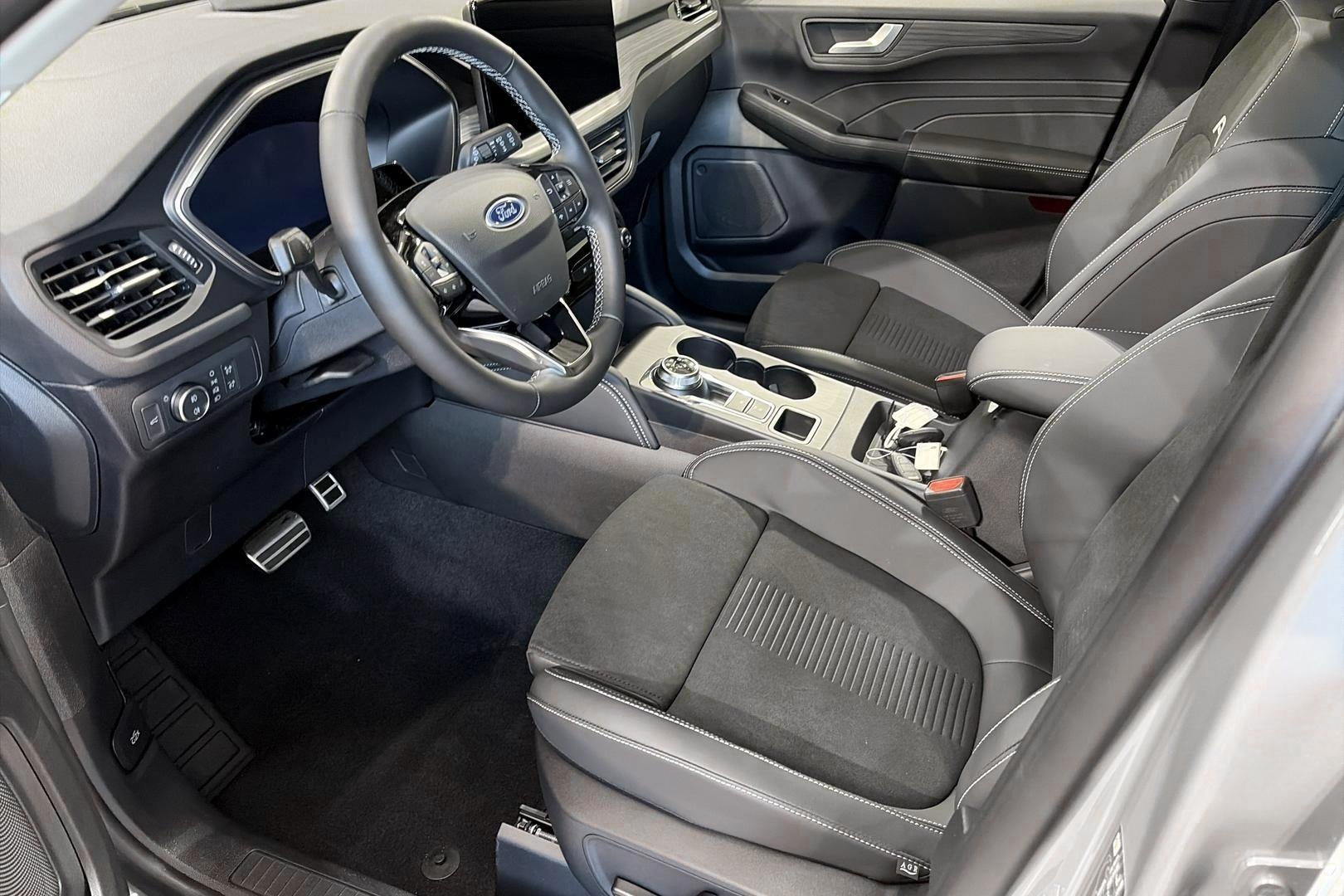 FORD Kuga 2026