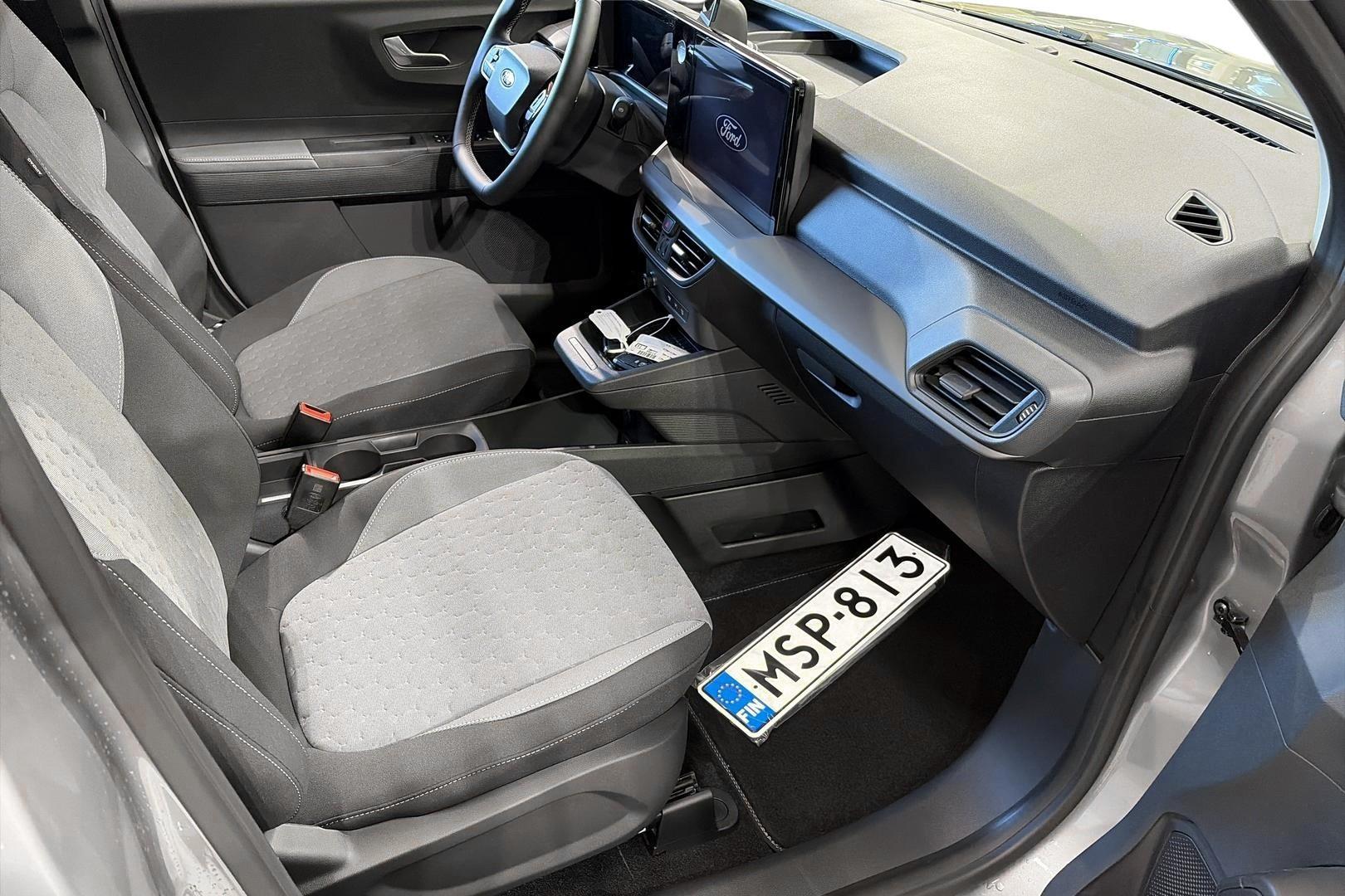 Ford Tourneo Courier 2026