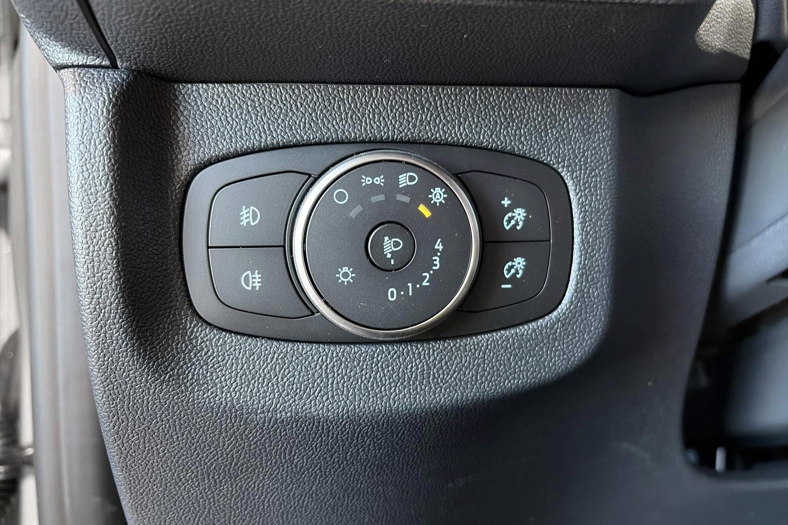 Ford Tourneo Courier 2026