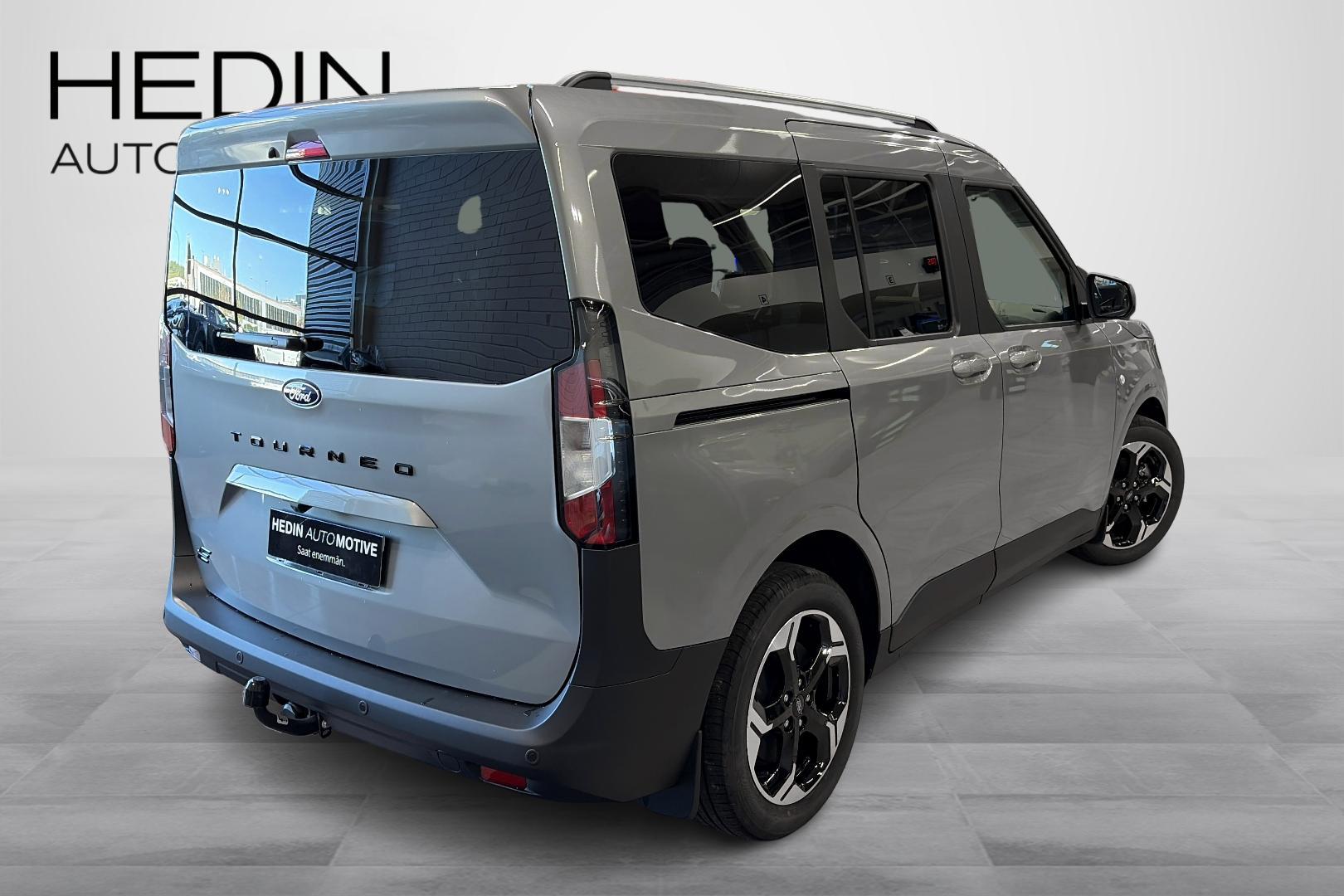 Ford Tourneo Courier 2026