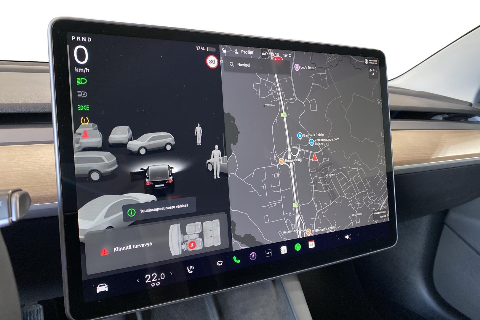 Tesla Model 3 2022