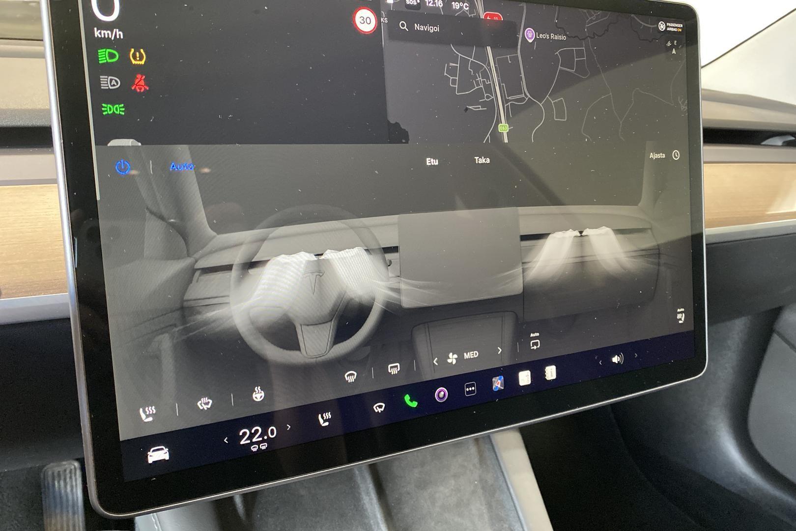 Tesla Model 3 2022