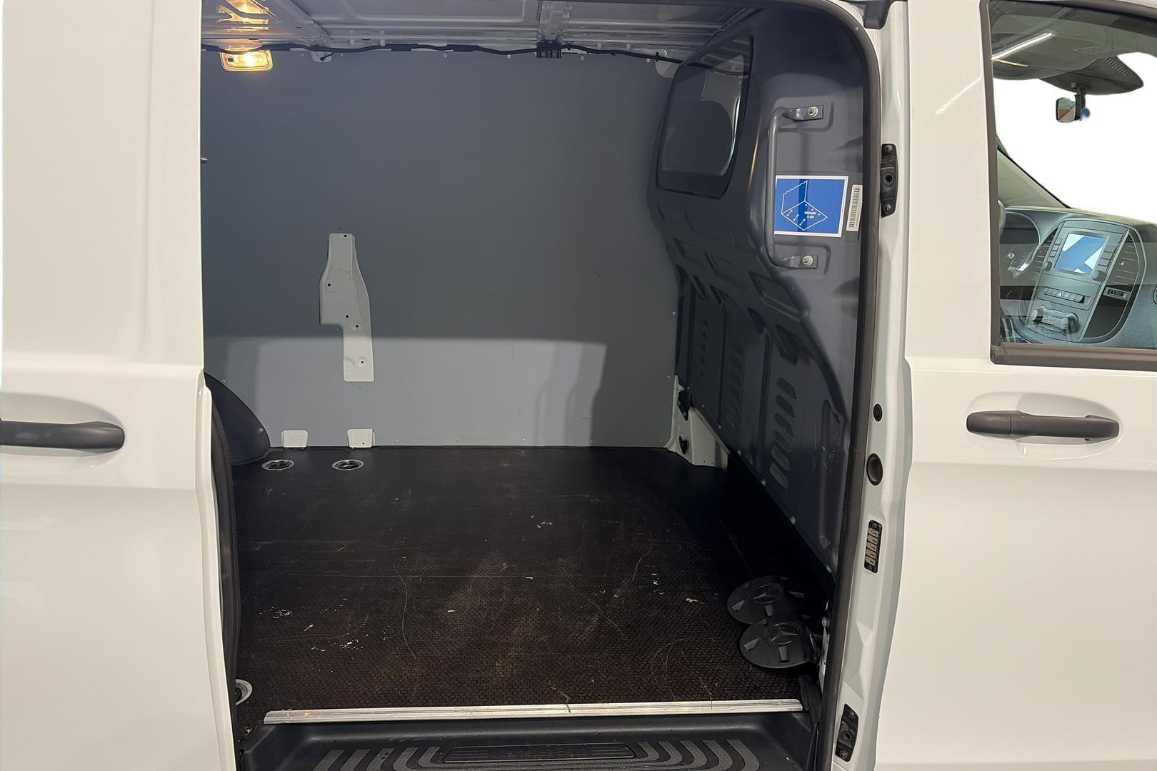 Mercedes-Benz Vito 11