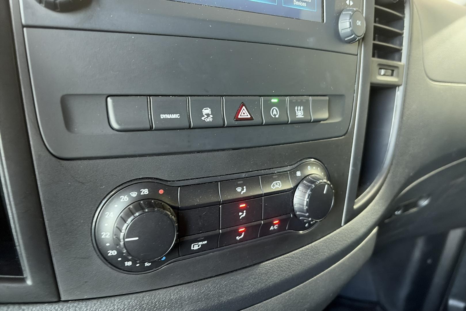 Mercedes-Benz Vito 18