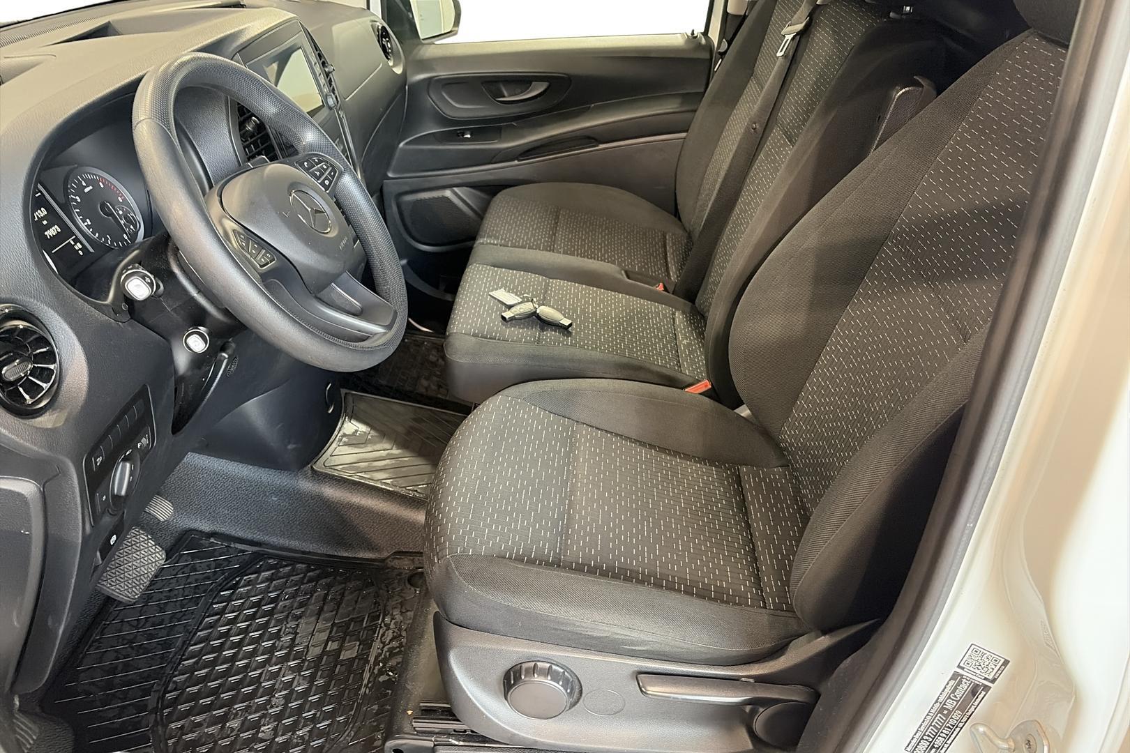 Mercedes-Benz Vito 9