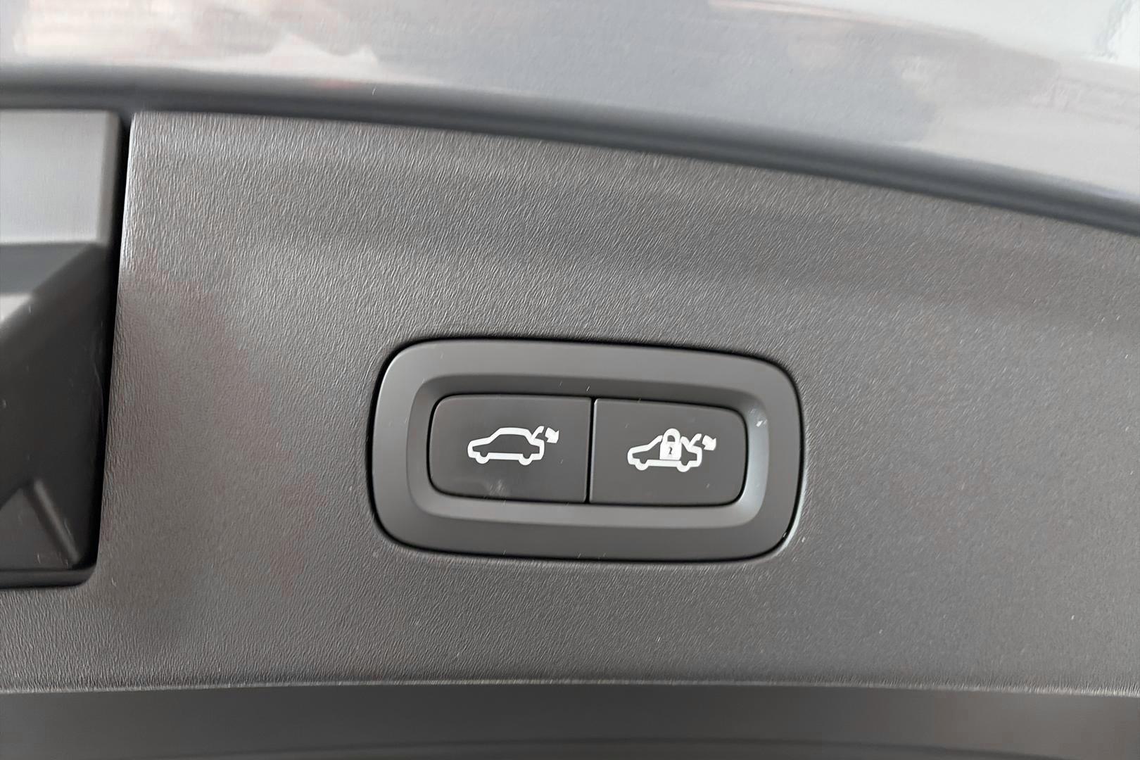 POLESTAR 2 2023