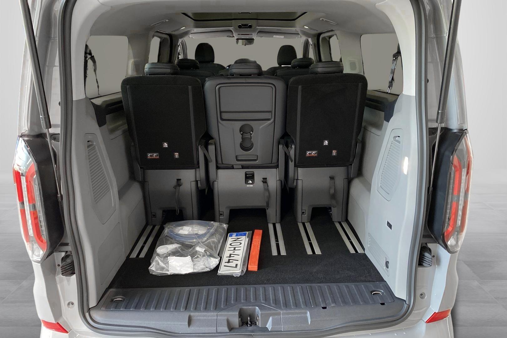 Ford Tourneo Custom 2026