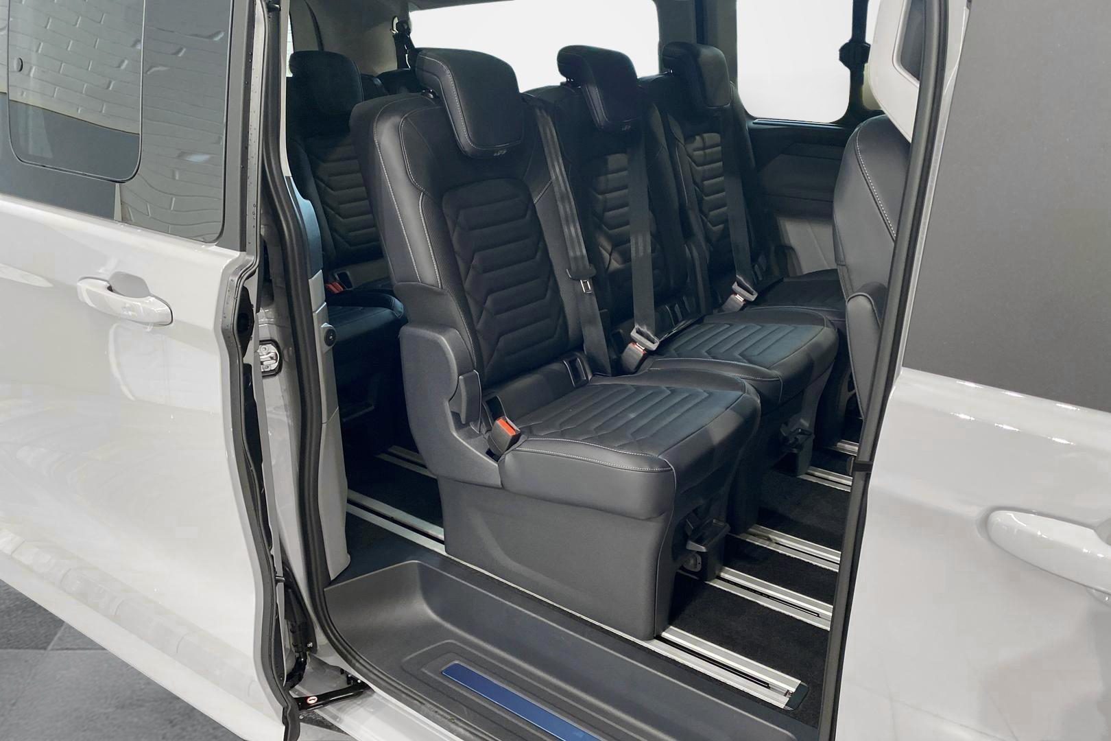 Ford Tourneo Custom 2026