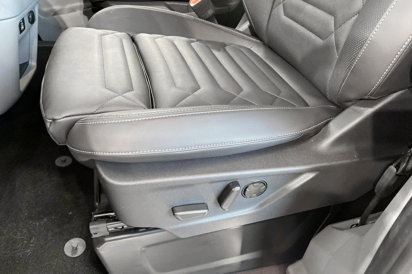 Ford Tourneo Custom 2026