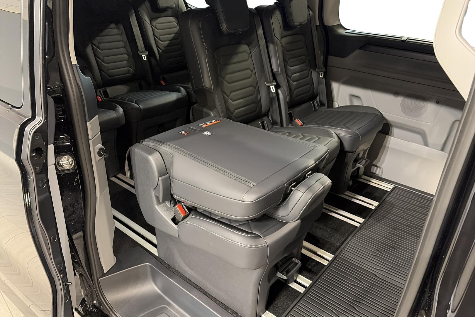 Ford Tourneo Custom 2026