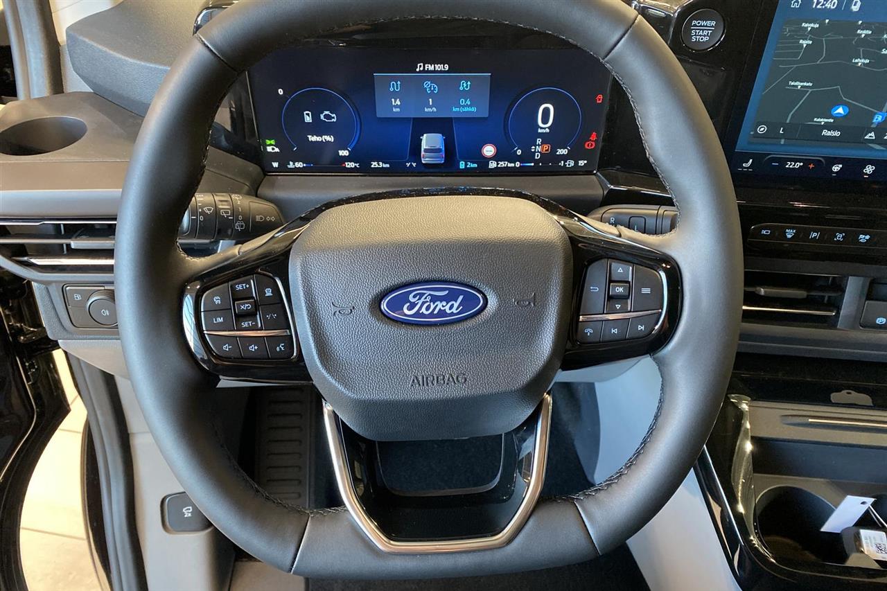 Ford Tourneo Custom 2026