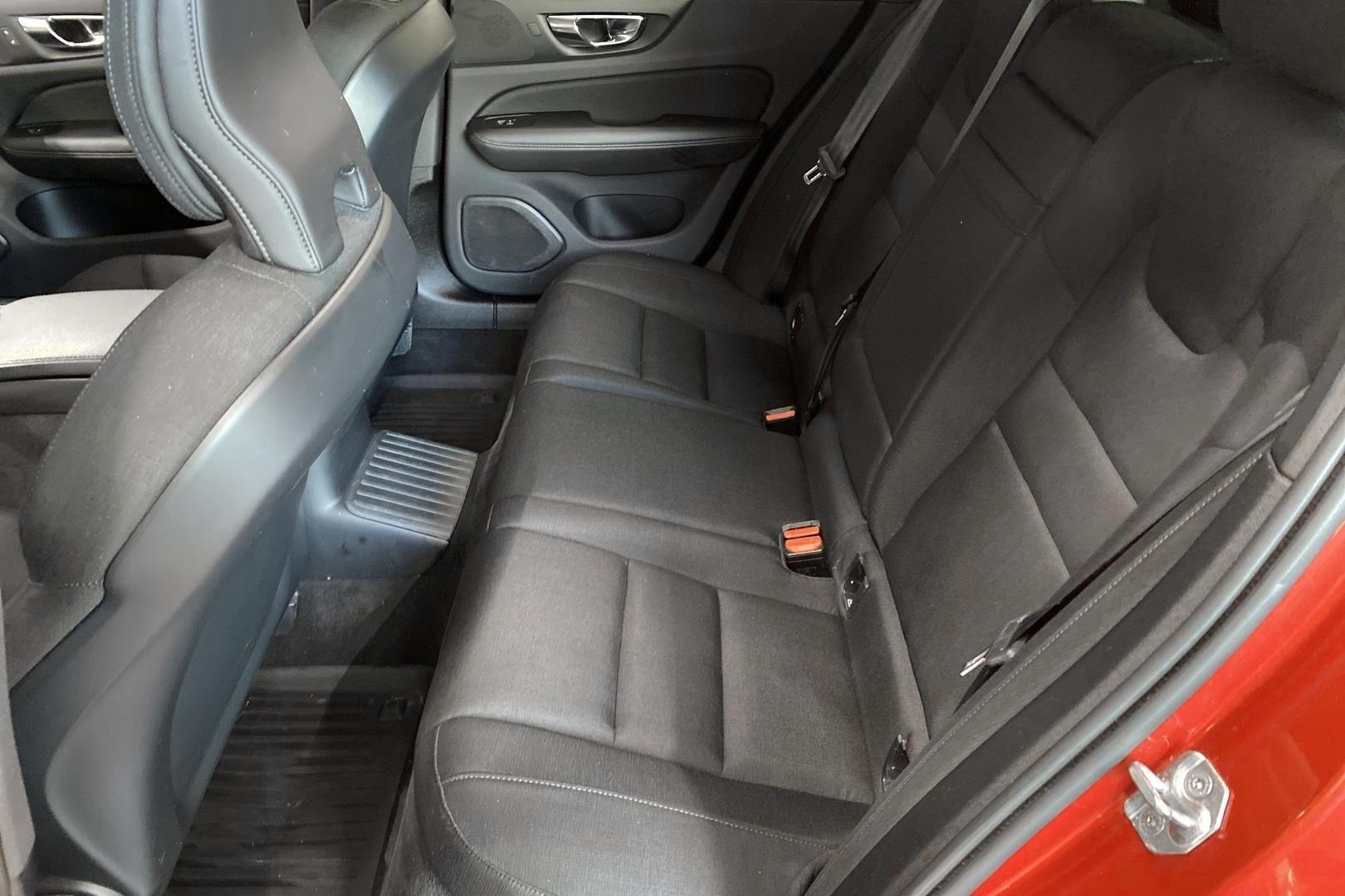 Volvo V60 2020