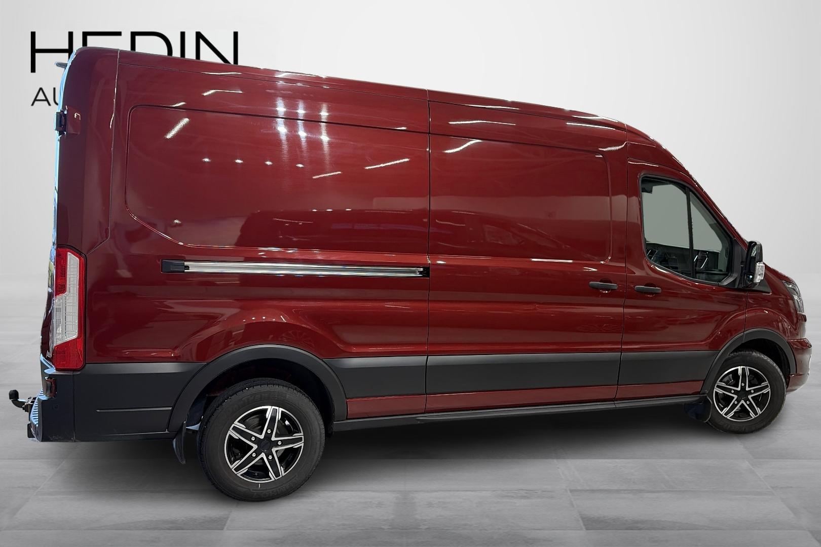 FORD TRANSIT 2022