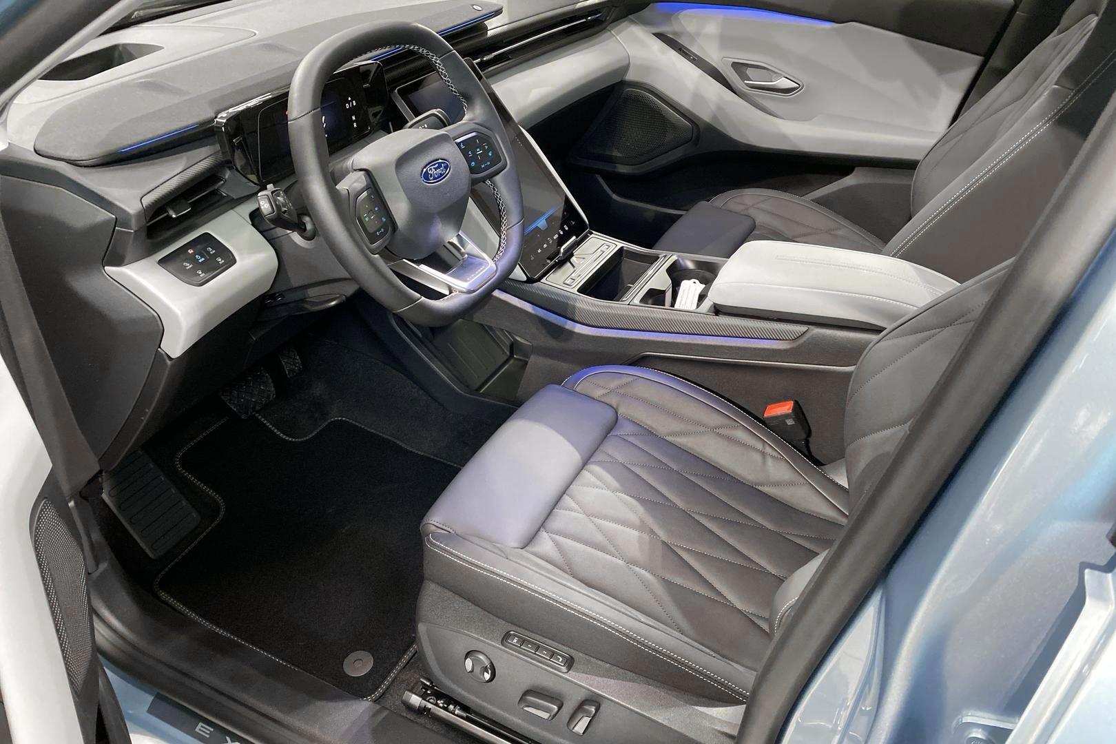 FORD Explorer 2026