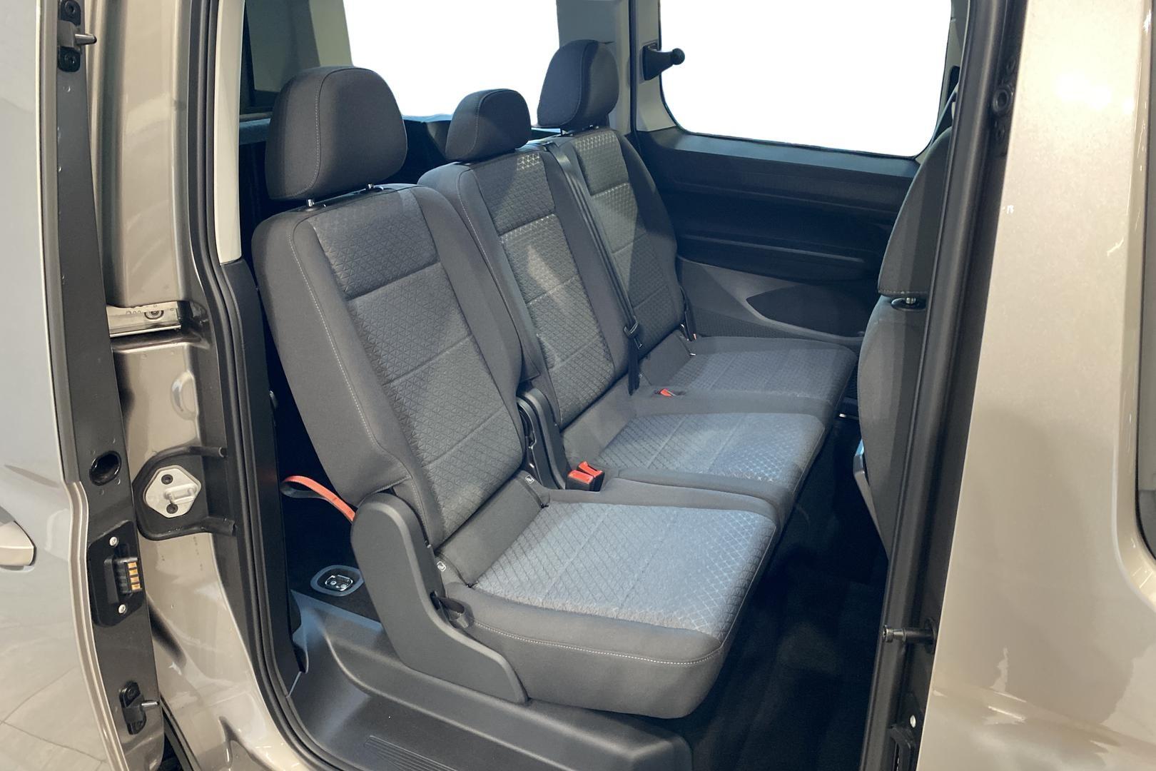 FORD Grand Tourneo Connec 2025