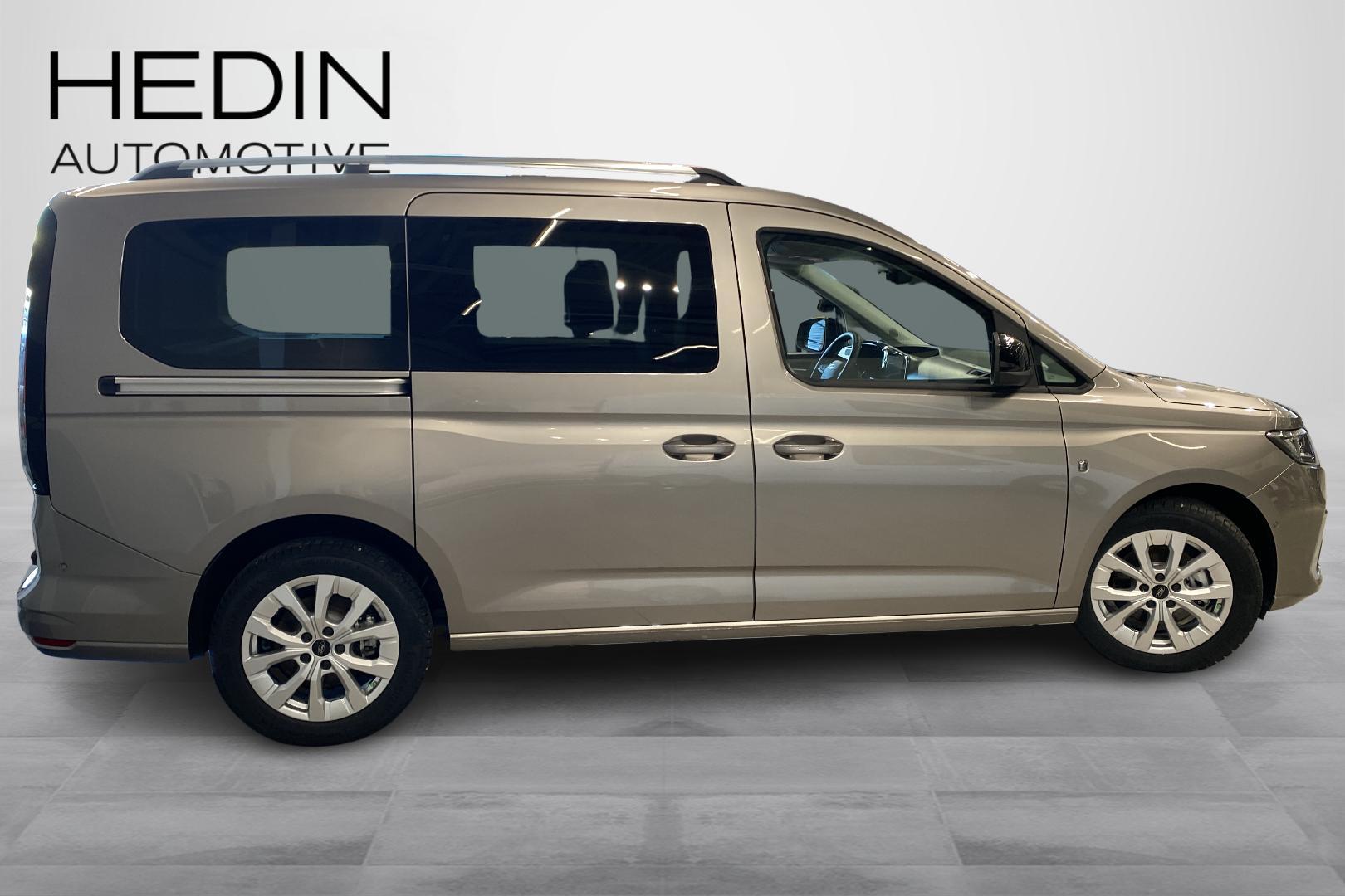 FORD Grand Tourneo Connec 2025