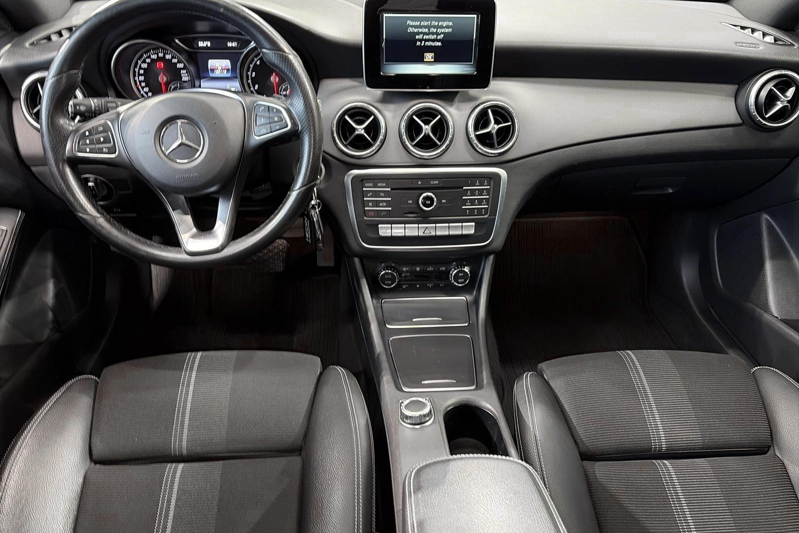 Mercedes-Benz CLA 2016