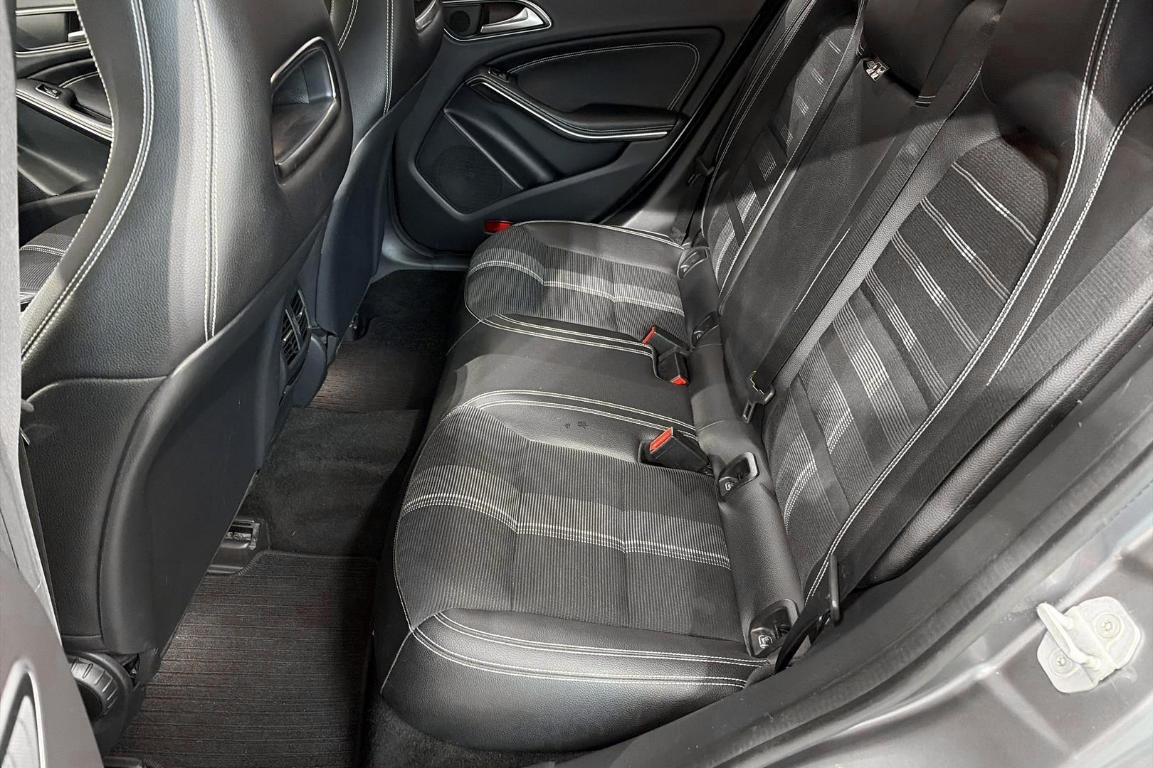 Mercedes-Benz CLA 2016