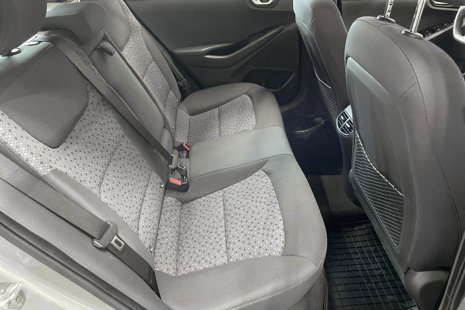 Hyundai IONIQ plug-in 2018