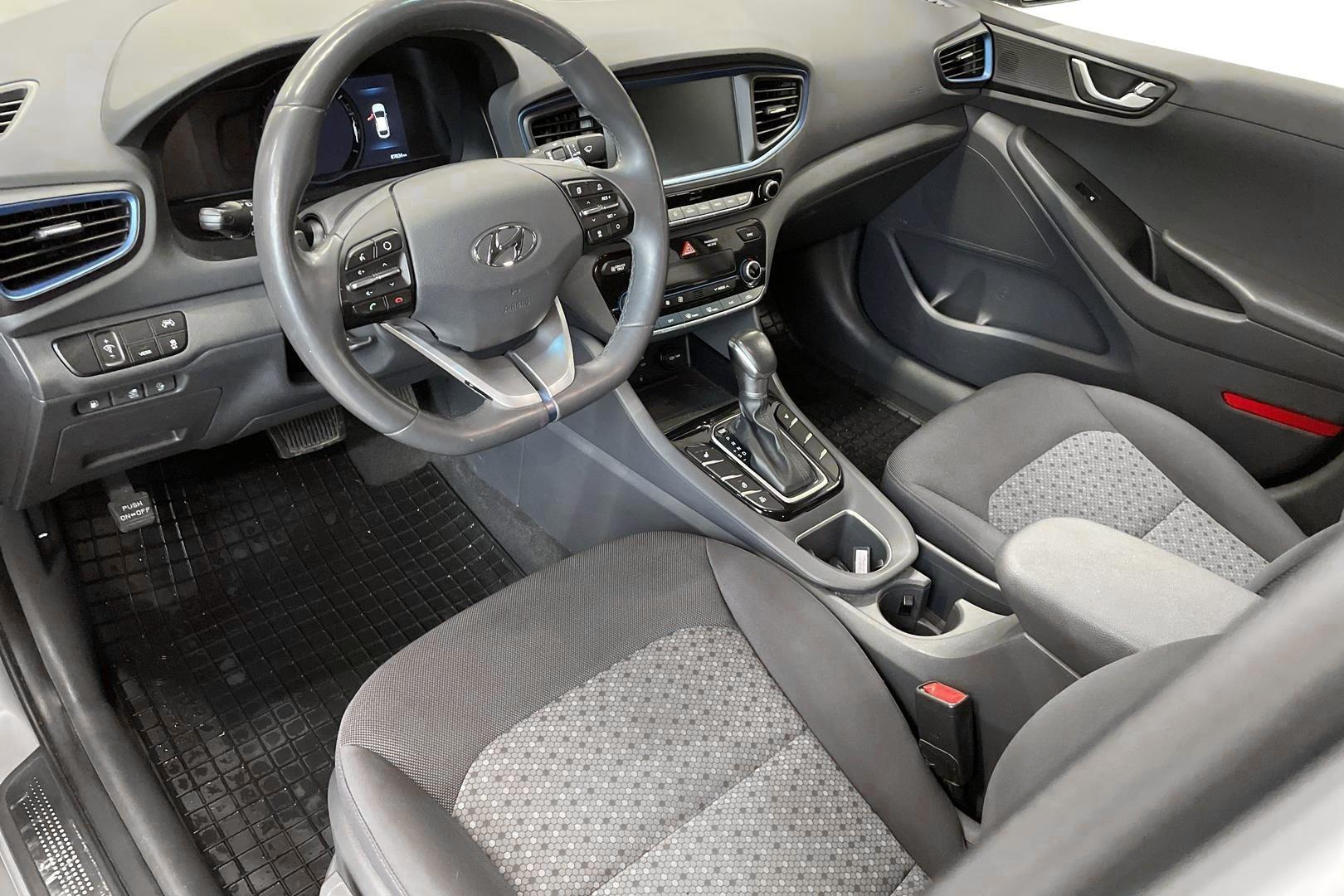 Hyundai IONIQ plug-in 2018