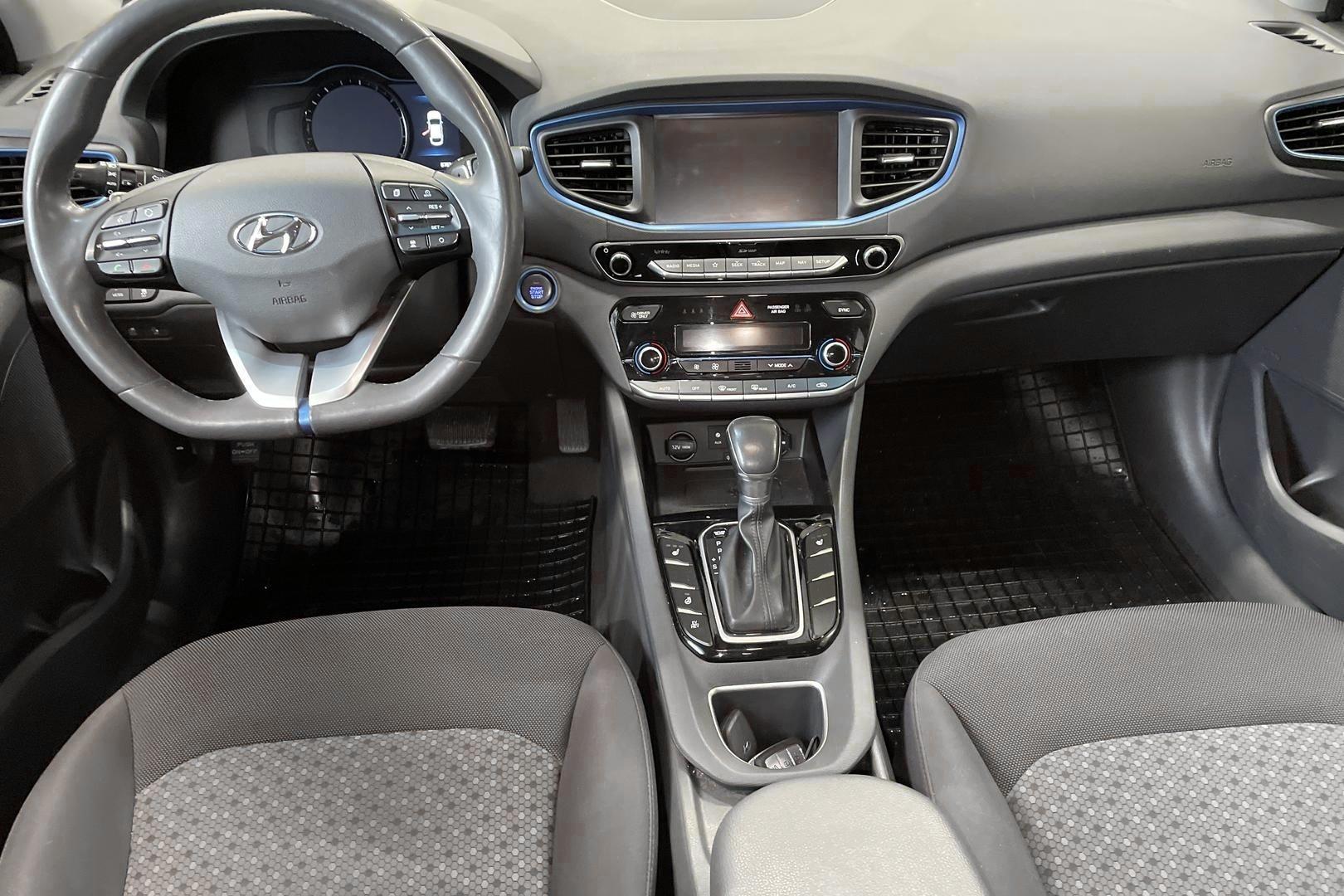 Hyundai IONIQ plug-in 2018