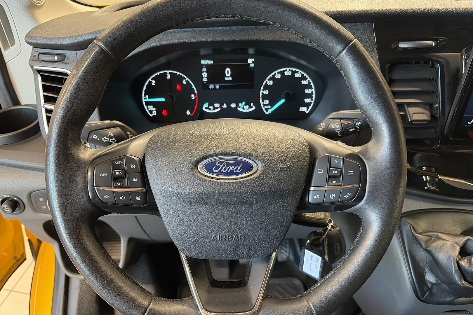 Ford Transit 2023