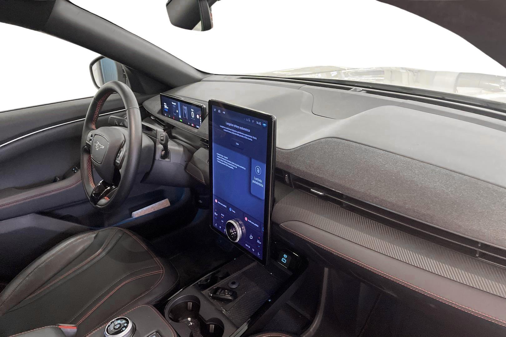 FORD Mustang Mach-E 2025