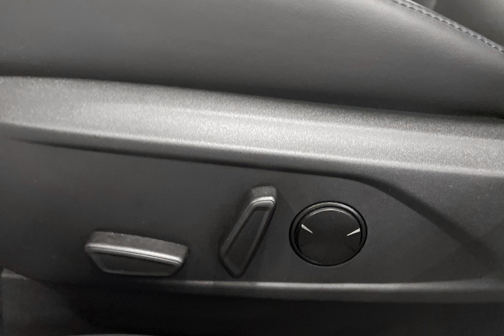 FORD Mustang Mach-E 2025