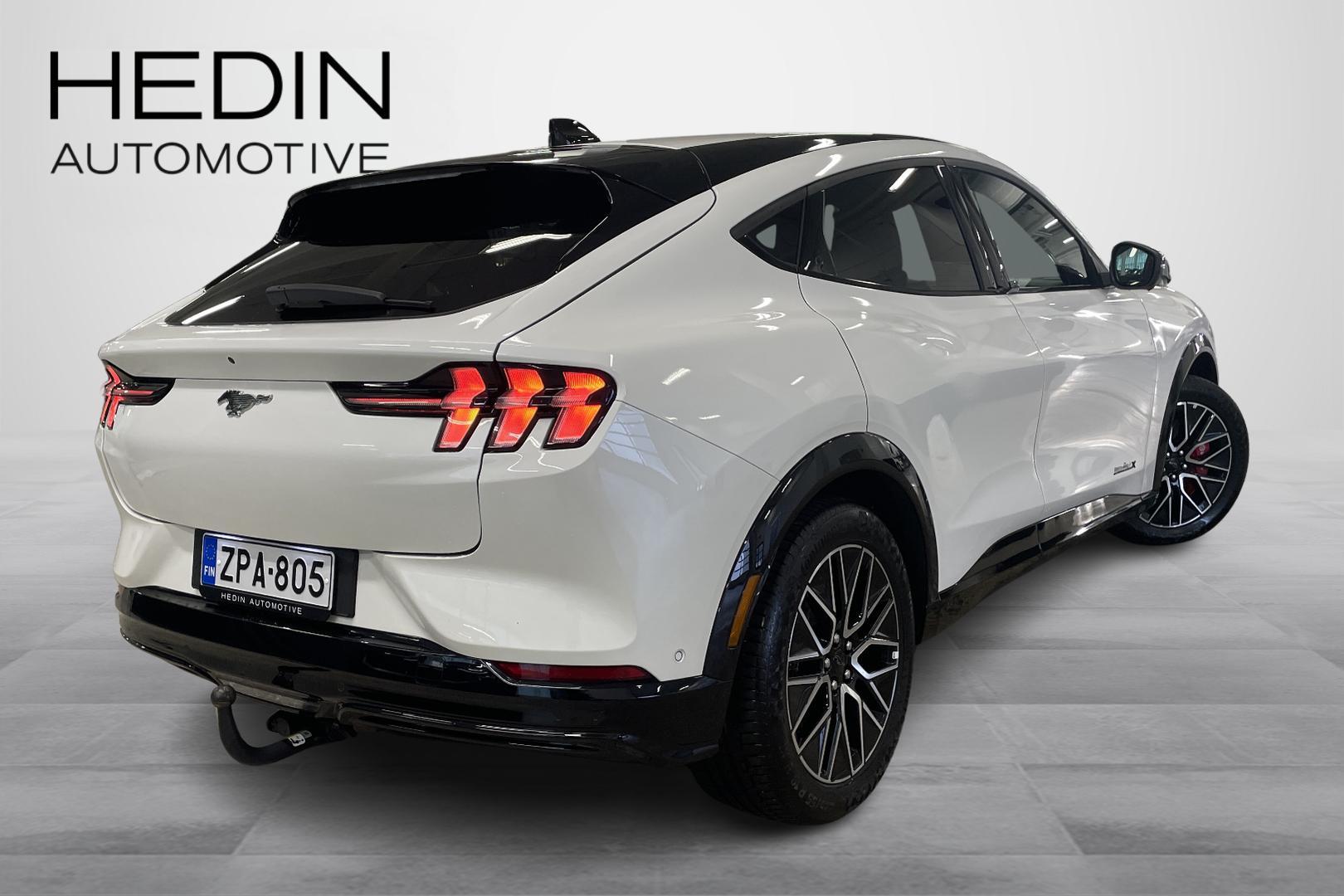 FORD Mustang Mach-E 2025