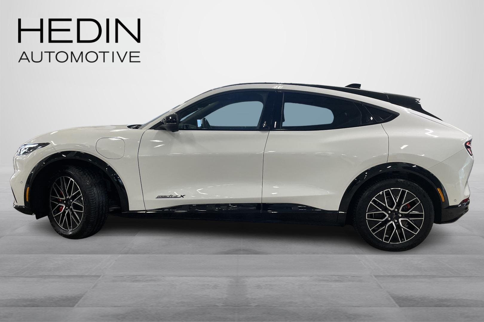 FORD Mustang Mach-E 2025