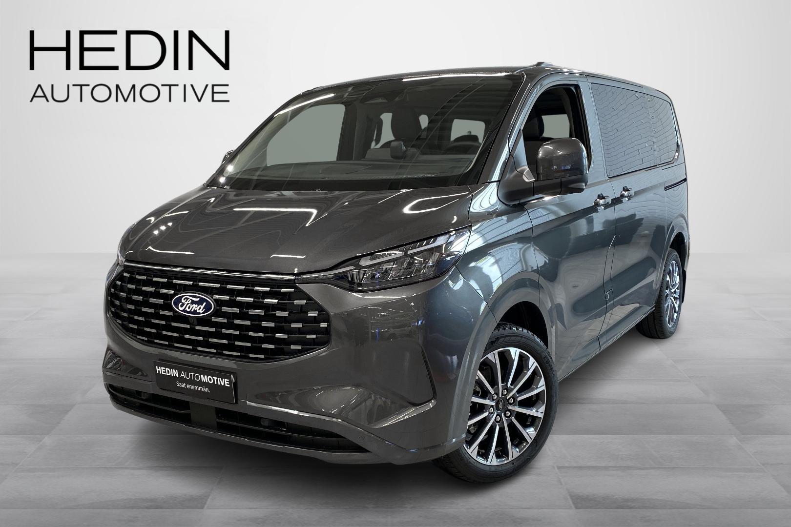 Ford Tourneo Custom 1