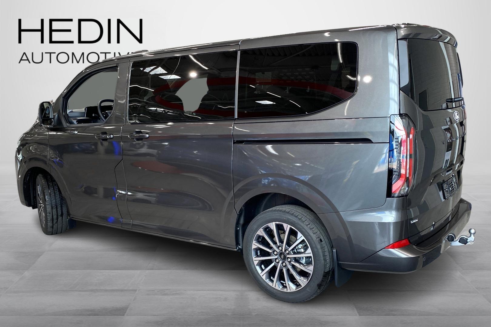 Ford Tourneo Custom 7