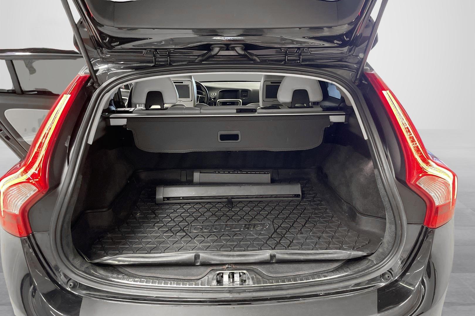 Volvo V60 2015