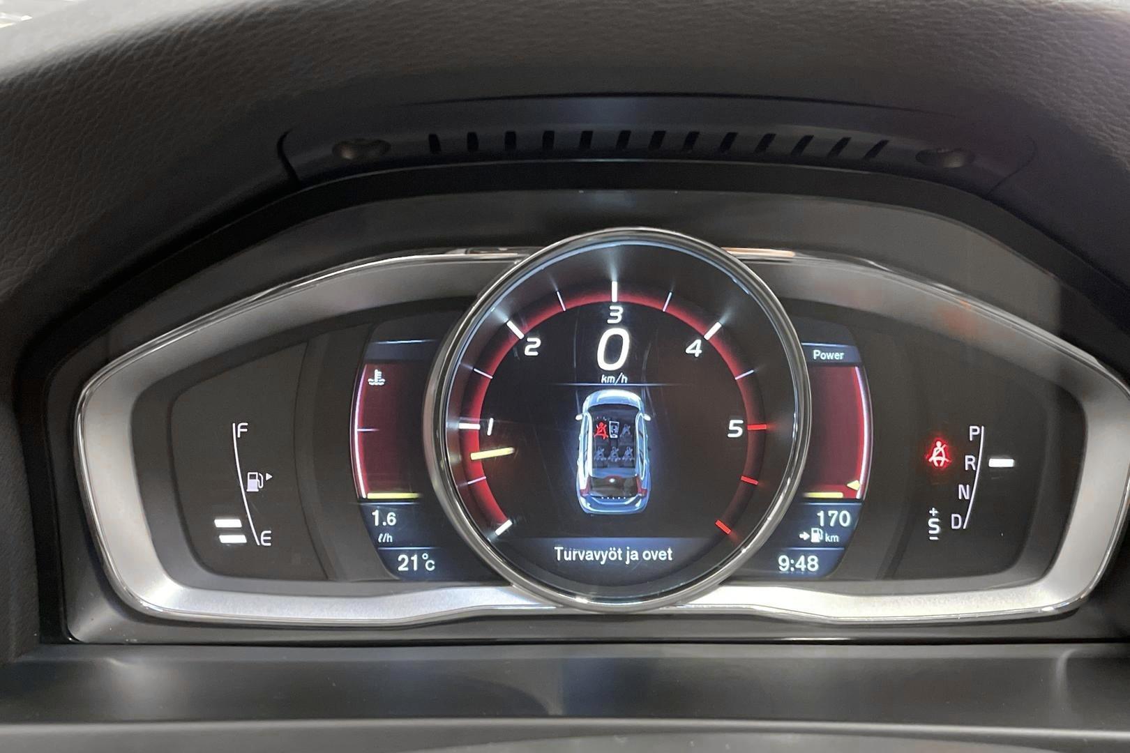 Volvo V60 2015