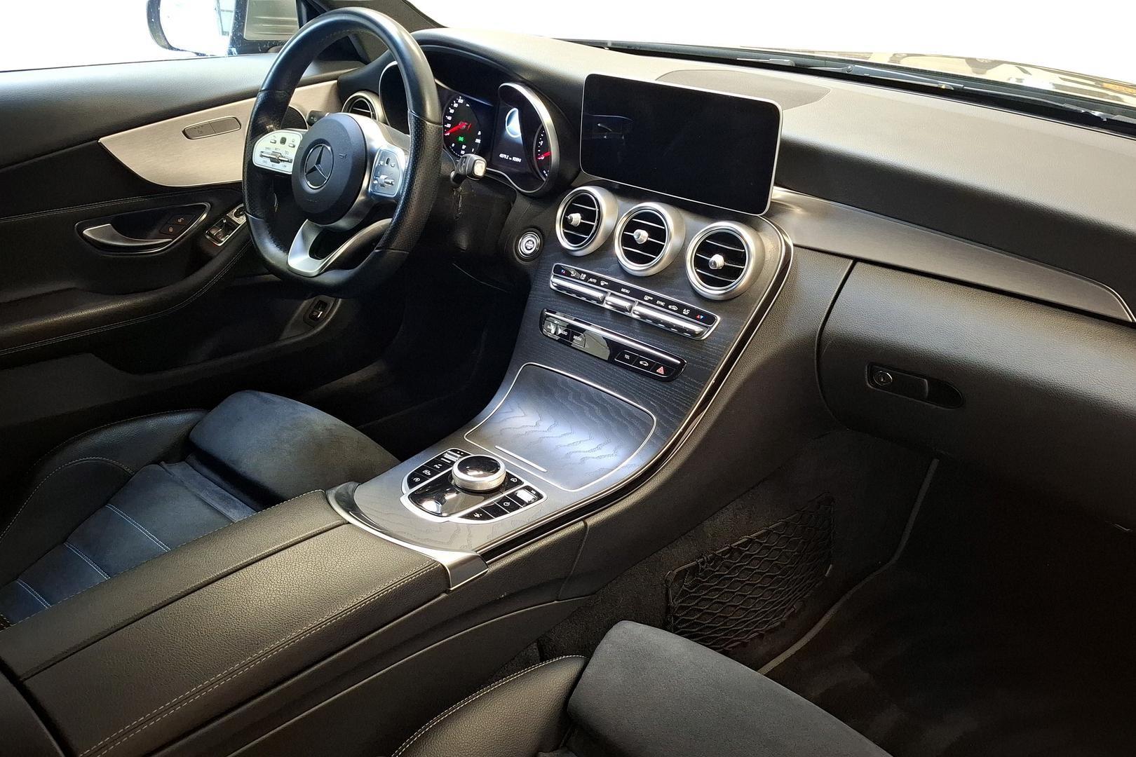 Mercedes-Benz C 15