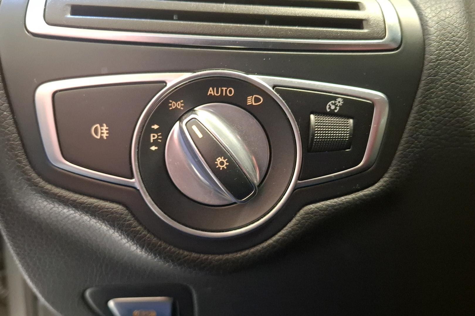 Mercedes-Benz C 19