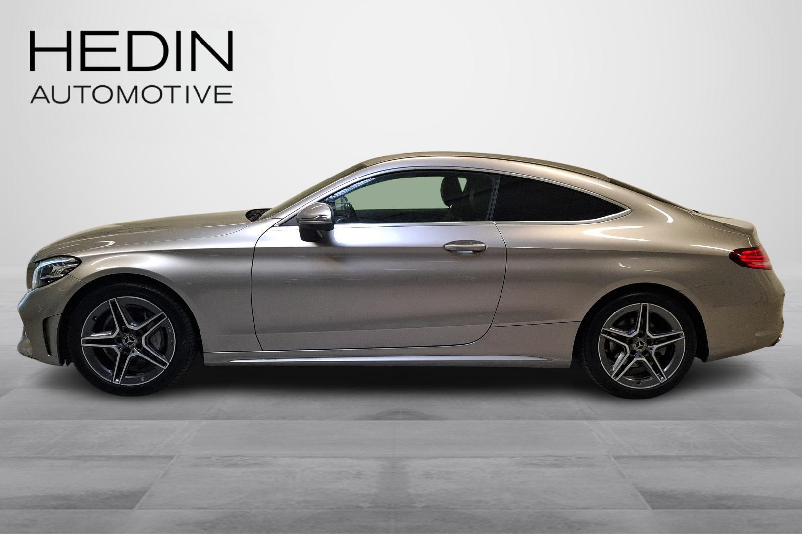 Mercedes-Benz C 8