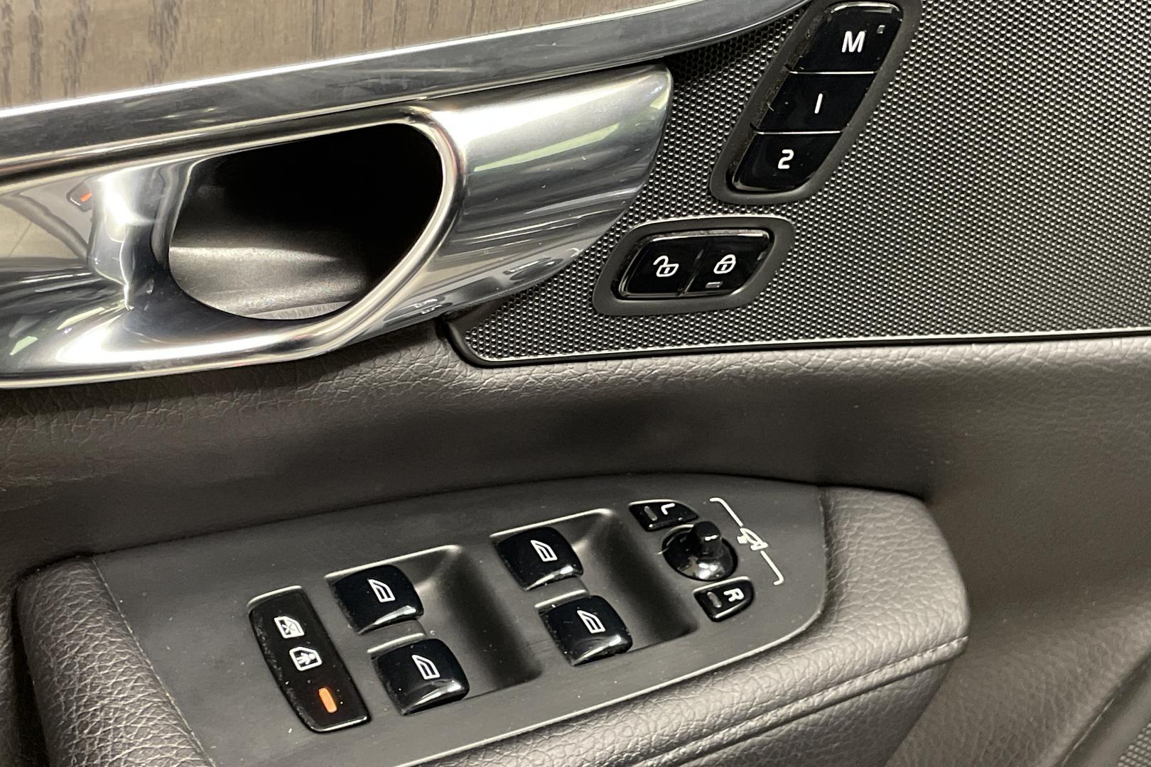 Volvo S90 16