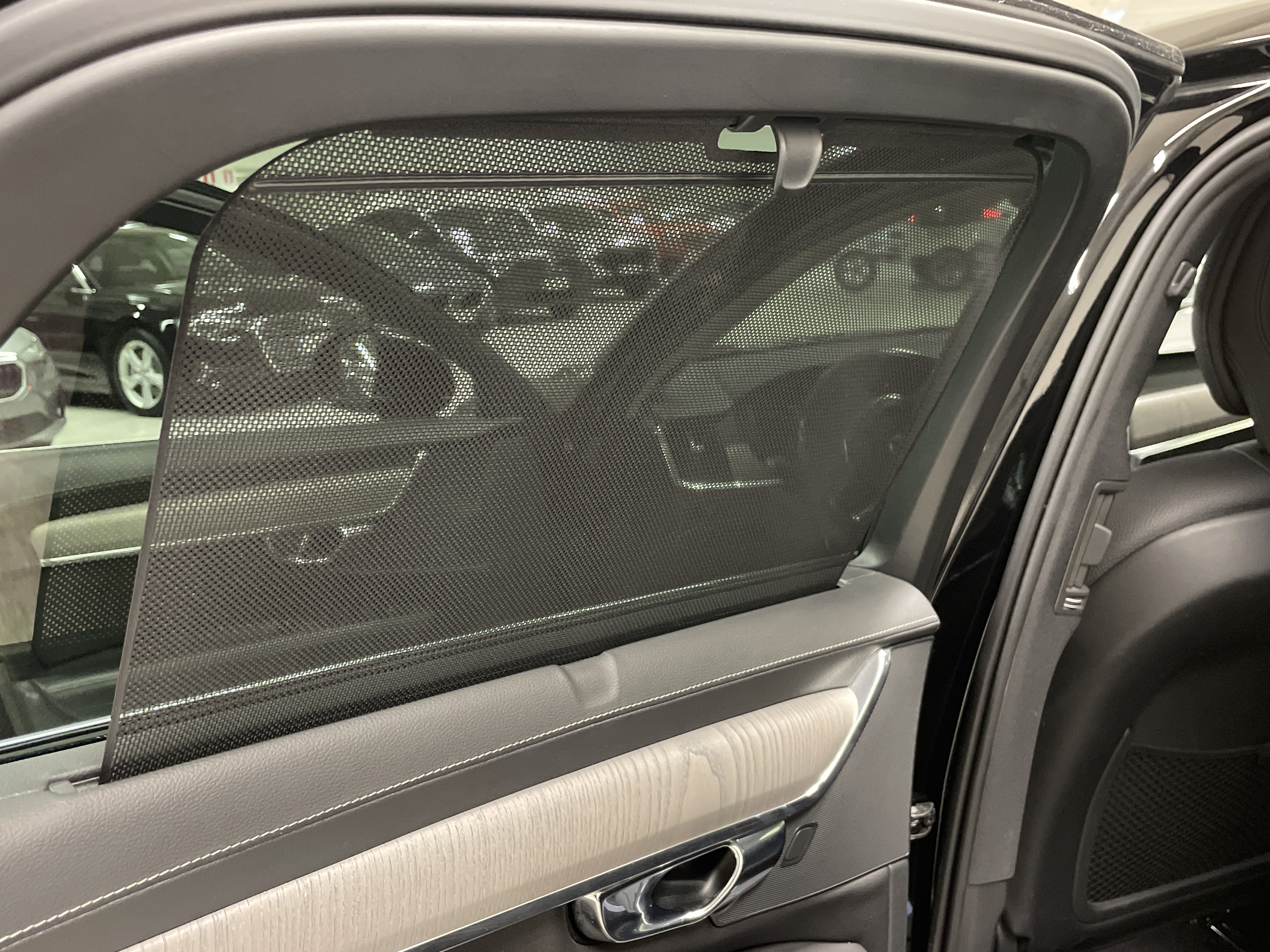 Volvo S90 30