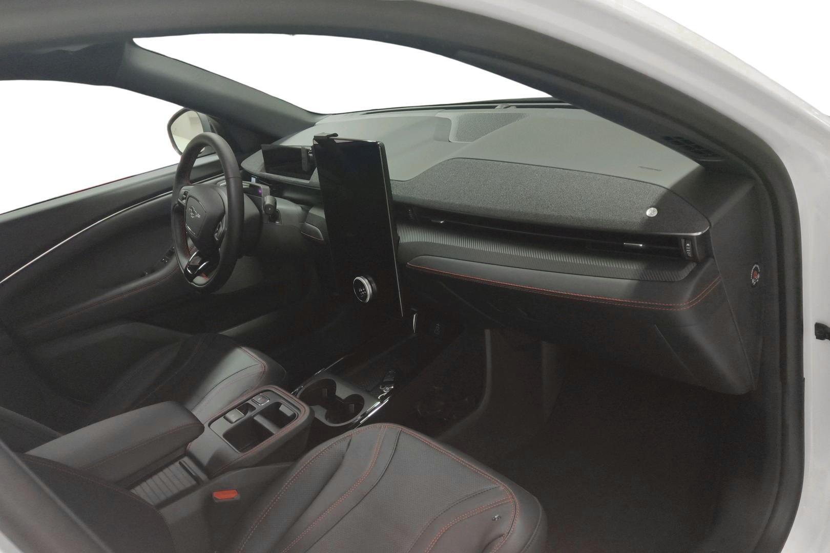 Ford Mustang Mach-E 2025