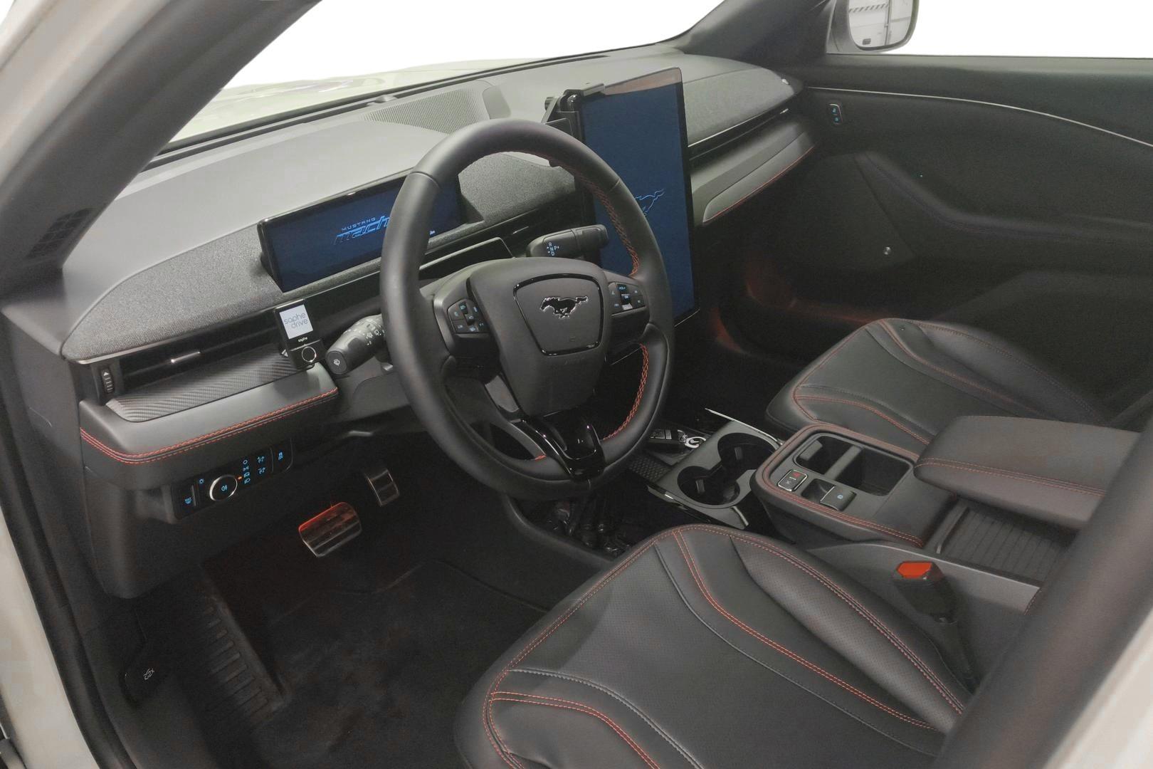 Ford Mustang Mach-E 2025