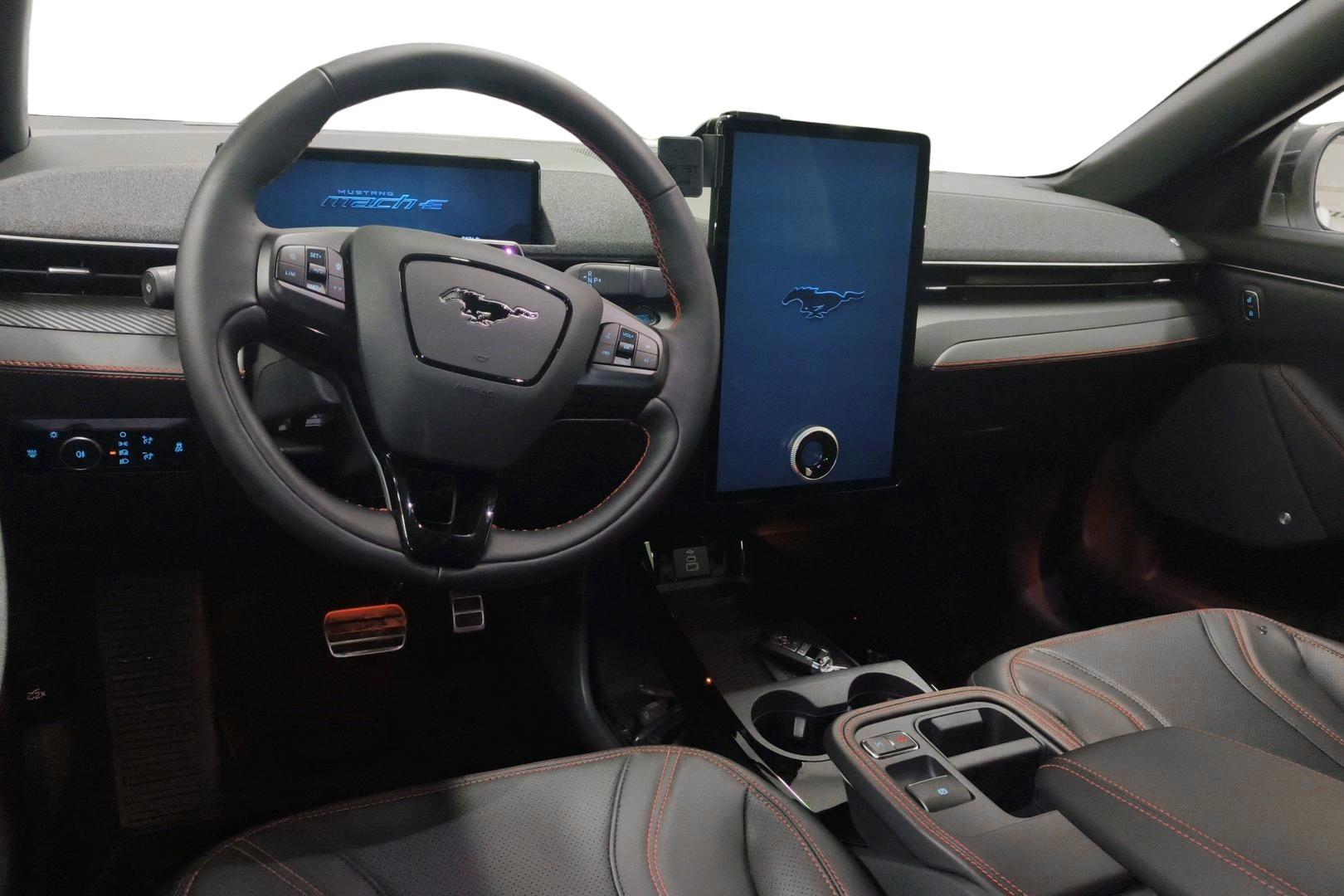 Ford Mustang Mach-E 2025